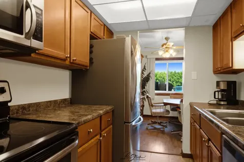 5712 128TH Street Crestwood IL 60418