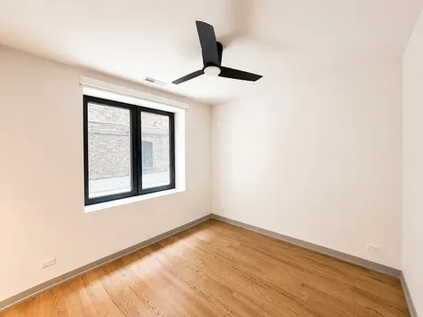 1331 West Estes Avenue Chicago IL 60626