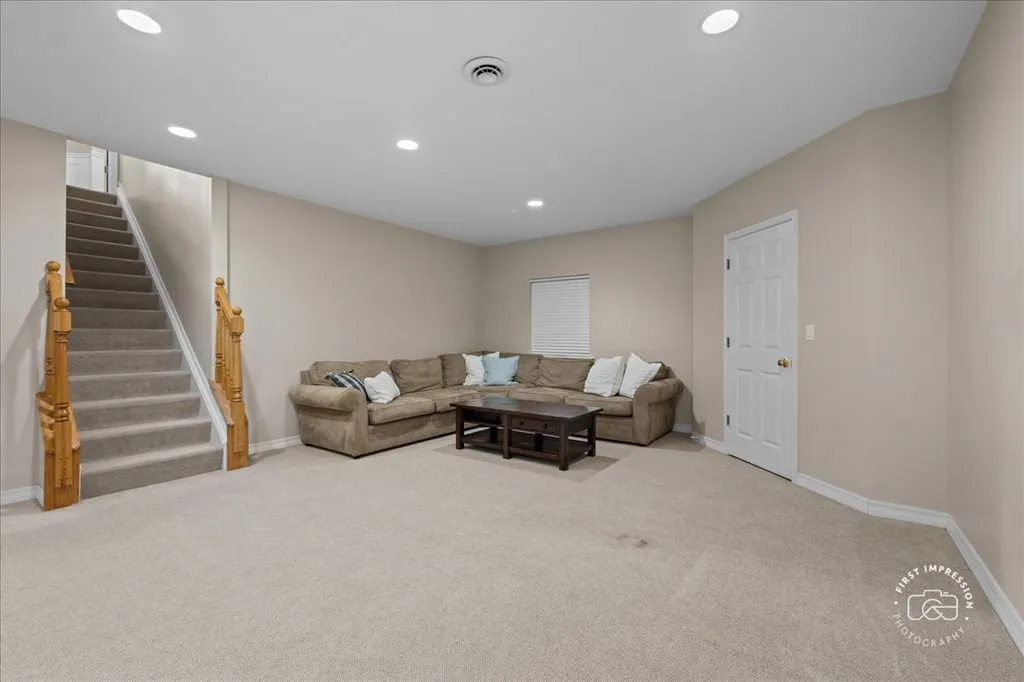 1512 Hammer Creek Court Naperville IL 60563