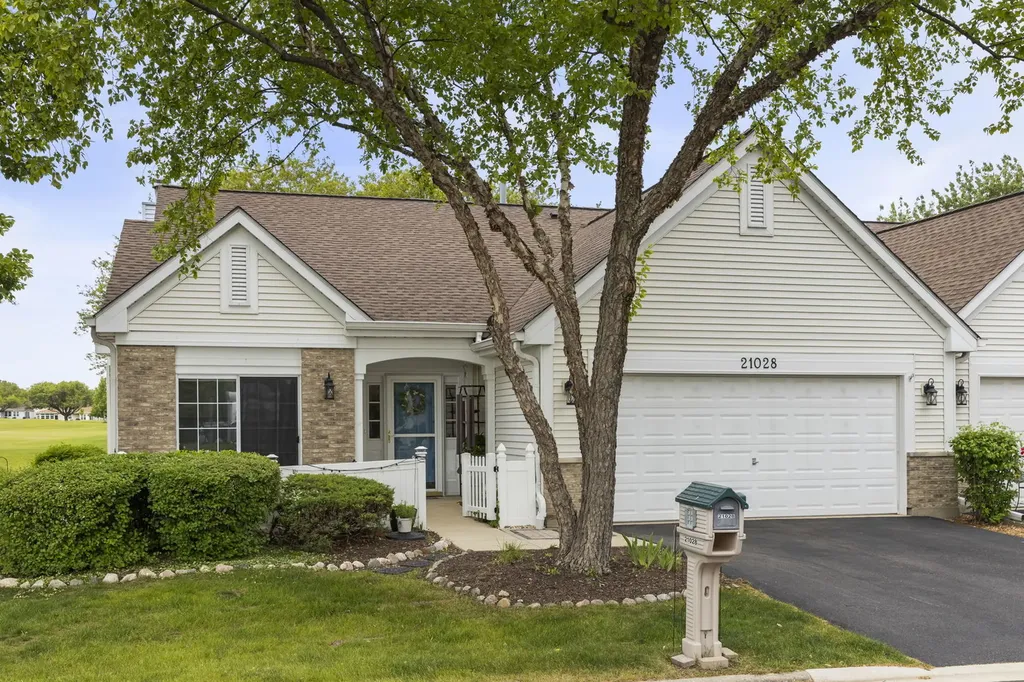 21028 West Snowberry Lane E Plainfield IL 60544