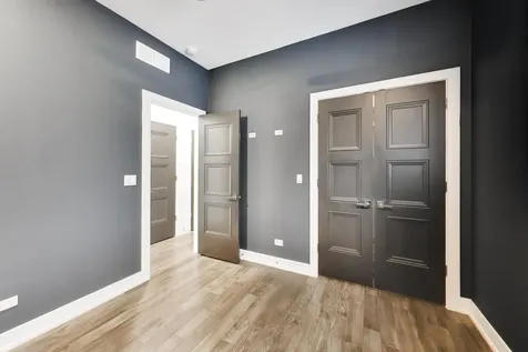 3740 North Clifton Avenue Chicago IL 60613