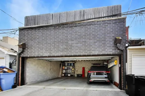 3740 North Clifton Avenue Chicago IL 60613