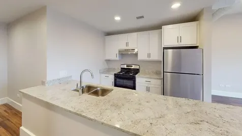 40 Dupage Court Elgin IL 60120
