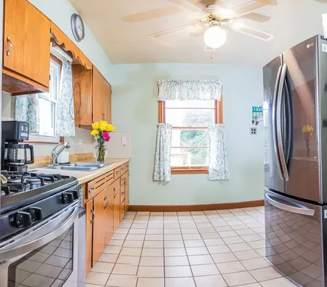 204 North Elroy Avenue Bartlett IL 60103