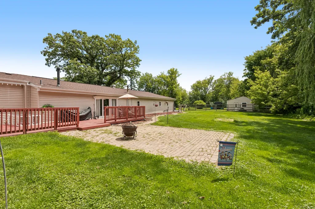 26735 West Il Route 173 Antioch IL 60002
