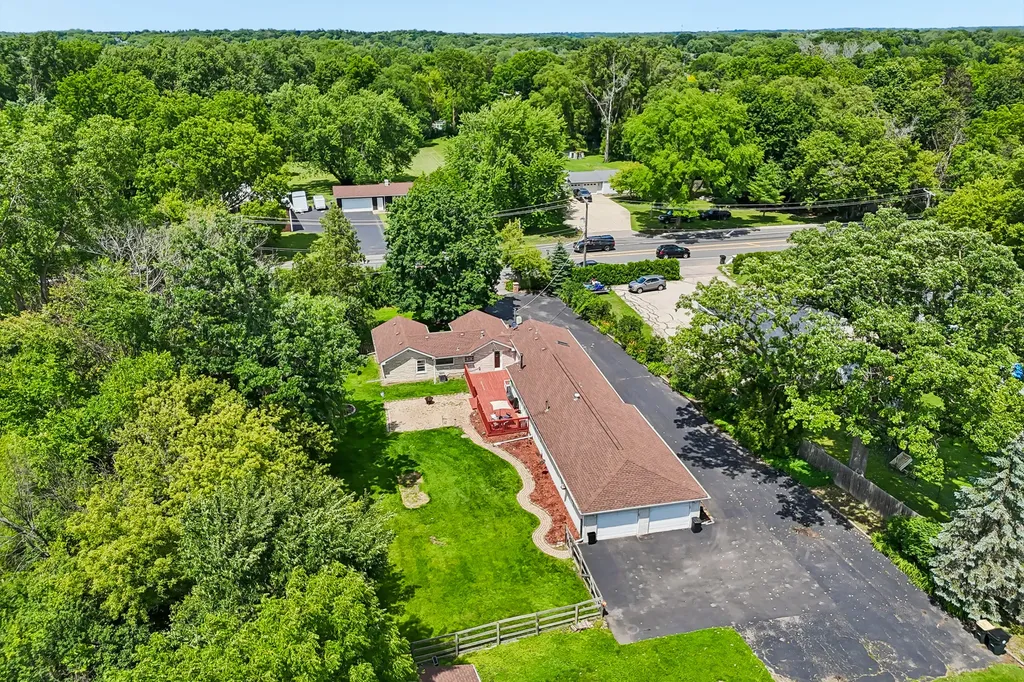 26735 West Il Route 173 Antioch IL 60002