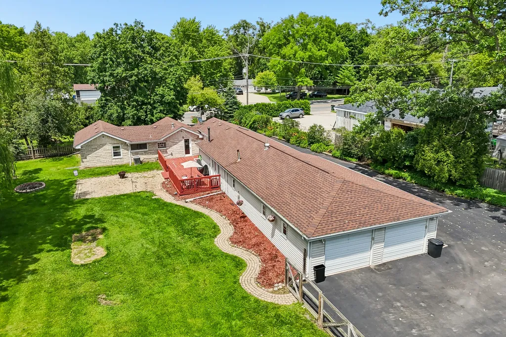 26735 West Il Route 173 Antioch IL 60002