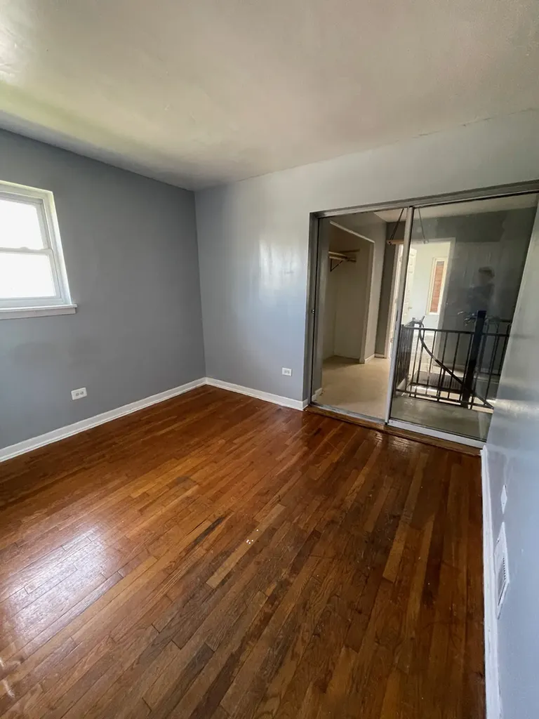 9258 South Parnell Avenue Chicago IL 60620