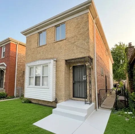 9258 South Parnell Avenue Chicago IL 60620