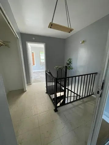 9258 South Parnell Avenue Chicago IL 60620