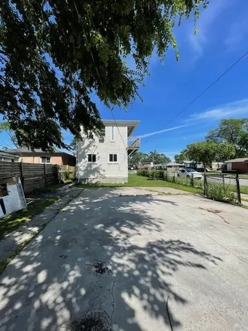 9258 South Parnell Avenue Chicago IL 60620