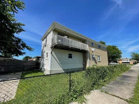 9258 South Parnell Avenue Chicago IL 60620