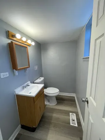 9258 South Parnell Avenue Chicago IL 60620