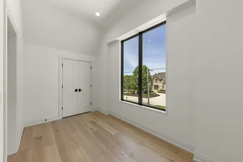 3614 Fairview Avenue Downers Grove IL 60515