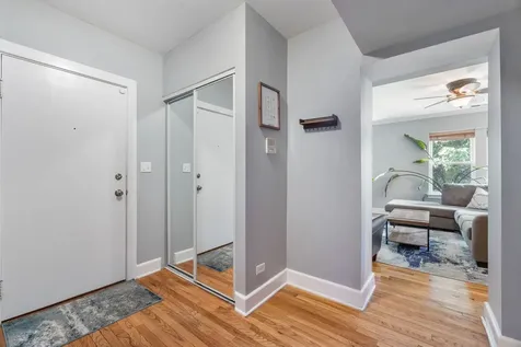 3456 North Janssen Avenue Chicago IL 60657