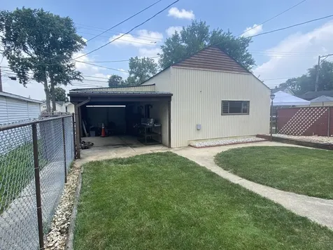 2734 West 98th Place Evergreen Park IL 60805