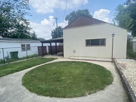 2734 West 98th Place Evergreen Park IL 60805