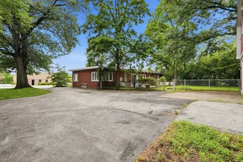 1200 175TH Street East Hazel Crest IL 60429