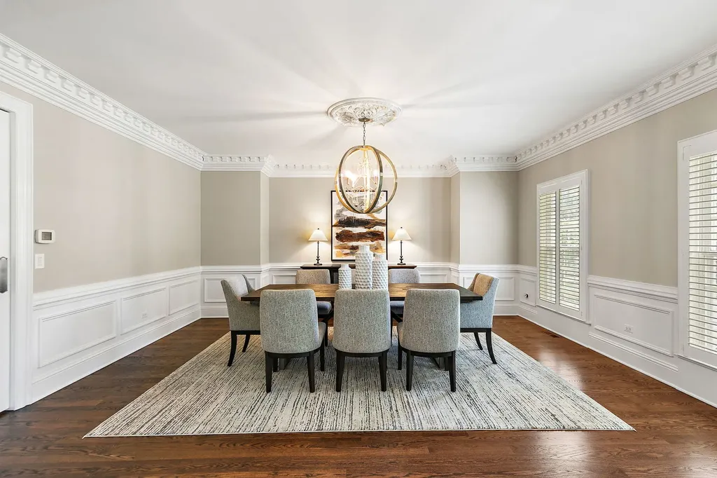 3S412 Saddle Ridge Court Warrenville IL 60555