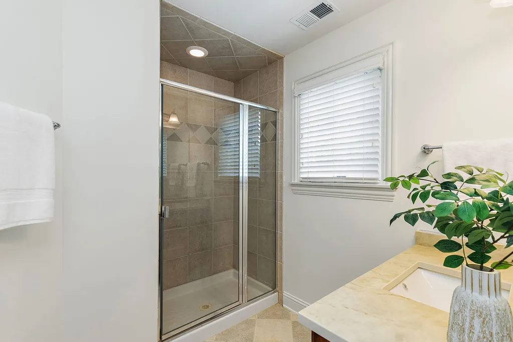 3S412 Saddle Ridge Court Warrenville IL 60555