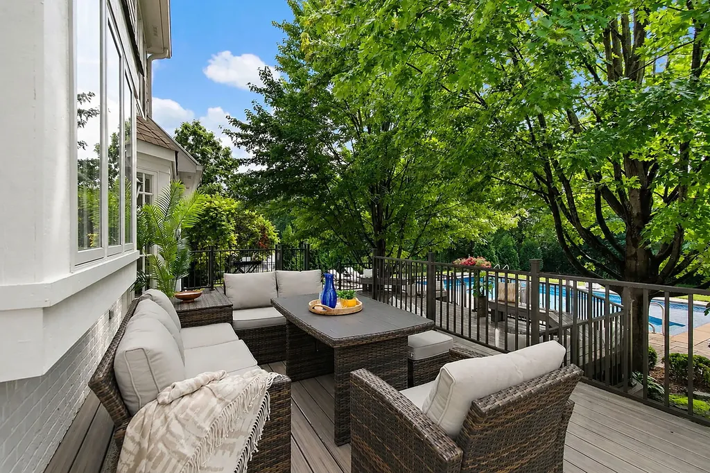 3S412 Saddle Ridge Court Warrenville IL 60555