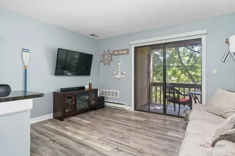 53 Oak Hill Colony Street Fox Lake IL 60020