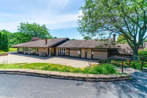 53 Oak Hill Colony Street Fox Lake IL 60020