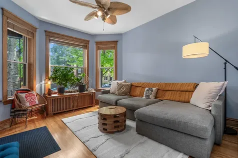 2230 West Leland Avenue Chicago IL 60625