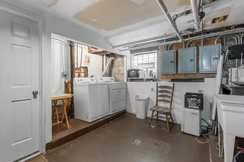 2230 West Leland Avenue Chicago IL 60625