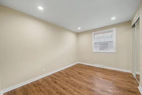 16420 Paulina Street Markham IL 60428