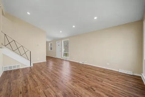16420 Paulina Street Markham IL 60428