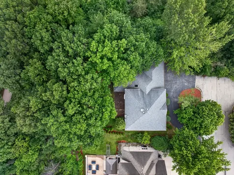 570 North Ellsworth Avenue Addison IL 60101