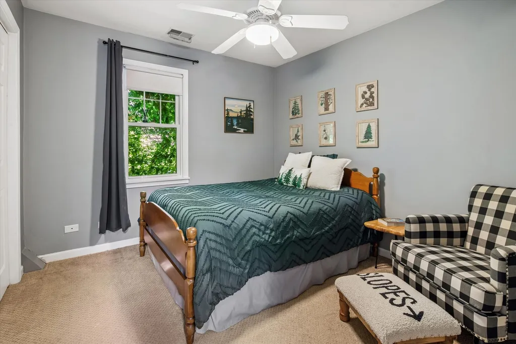 5321 West Pensacola Avenue Chicago IL 60641