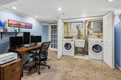 5321 West Pensacola Avenue Chicago IL 60641