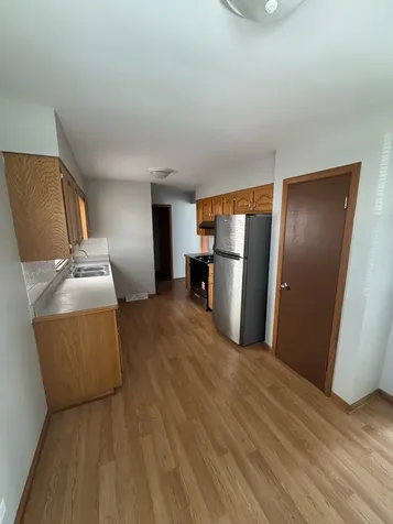 4329 West 77th Place Chicago IL 60652