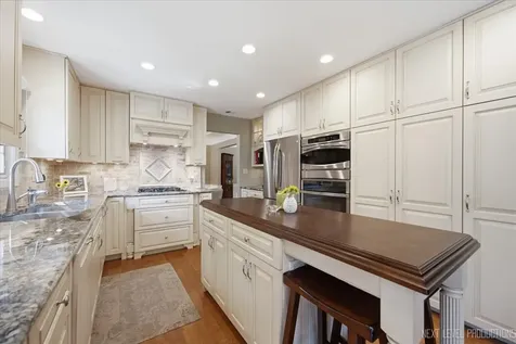 5386 Candlewood Court Lisle IL 60532