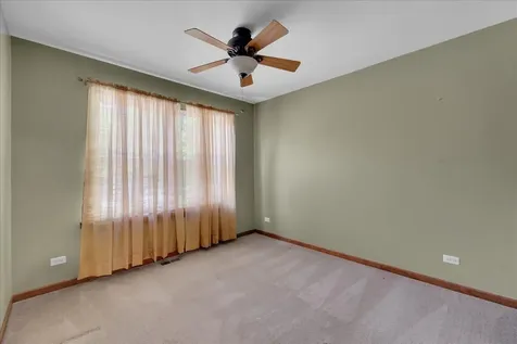 1825 Waverly Way Montgomery IL 60538