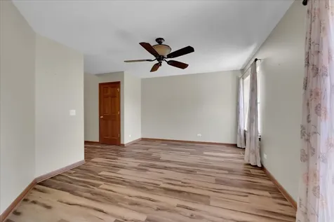 1825 Waverly Way Montgomery IL 60538