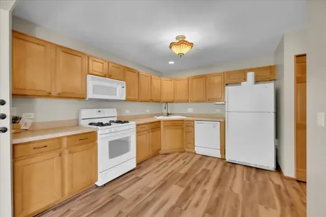 1825 Waverly Way Montgomery IL 60538