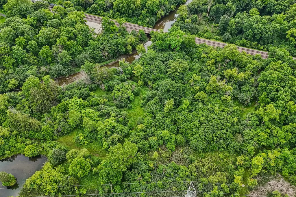 10S540 County Line Road Willowbrook IL 60527