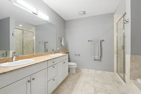1429 North Wells Street Chicago IL 60610