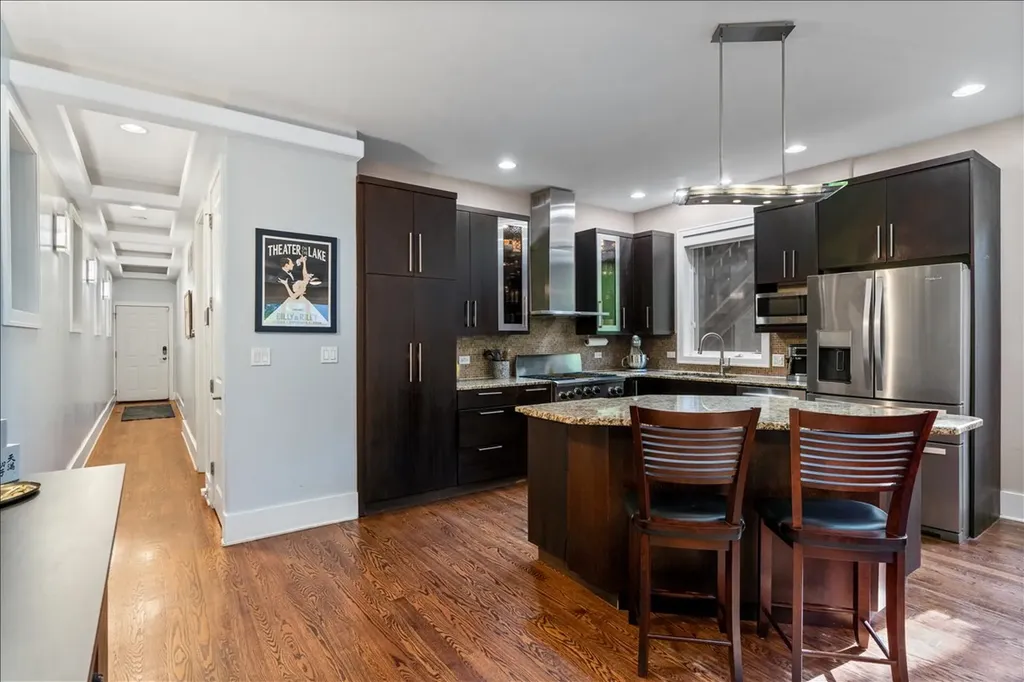 2455 West Walton Street Chicago IL 60622