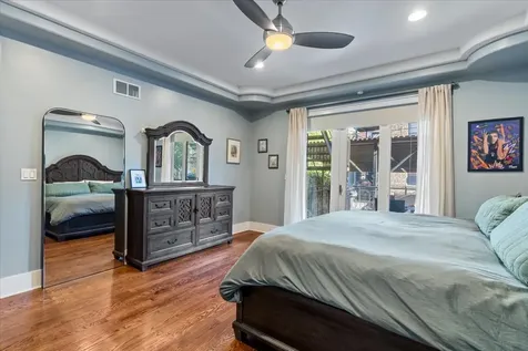 2455 West Walton Street Chicago IL 60622