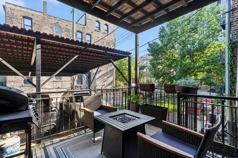 2455 West Walton Street Chicago IL 60622
