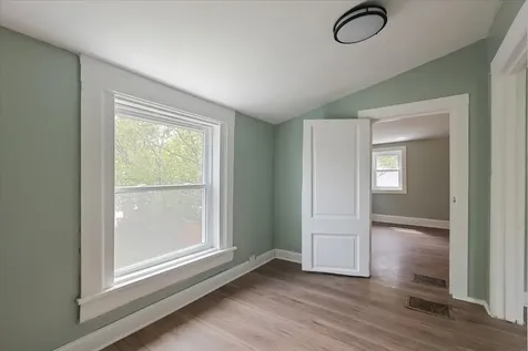 1912 Emerson Street Evanston IL 60201