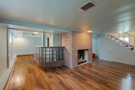 1912 Emerson Street Evanston IL 60201