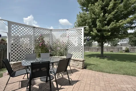 3283 Pinewood Drive Yorkville IL 60560