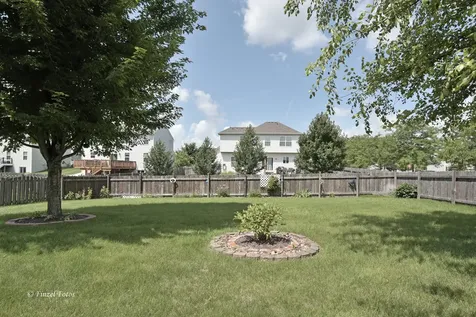 3283 Pinewood Drive Yorkville IL 60560