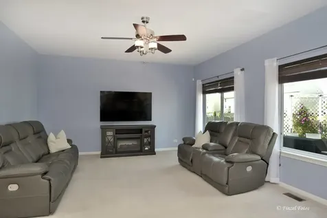 3283 Pinewood Drive Yorkville IL 60560