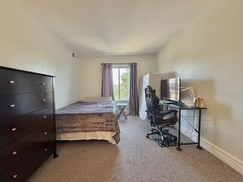 5840 West 104th Street Oak Lawn IL 60453